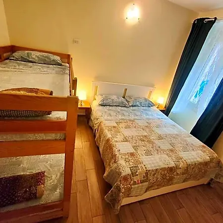 El Doorado Inn